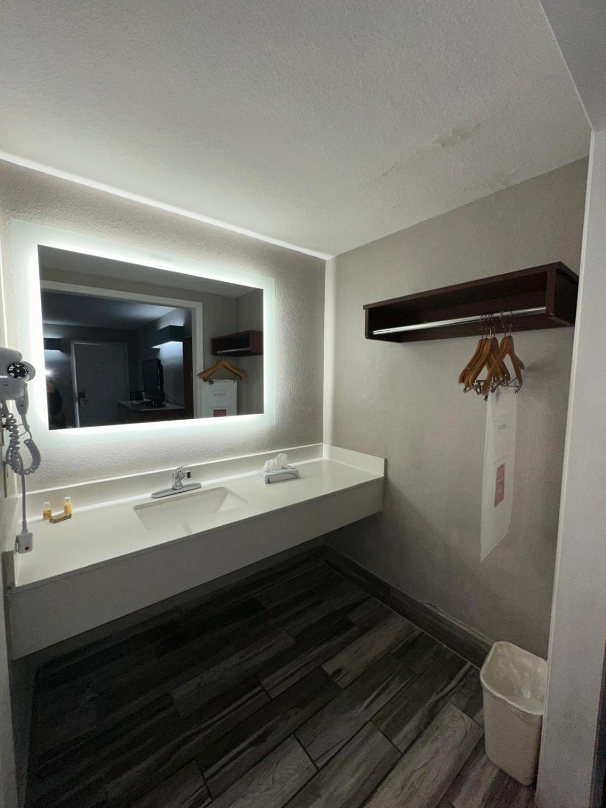 Motel Jameson 2*