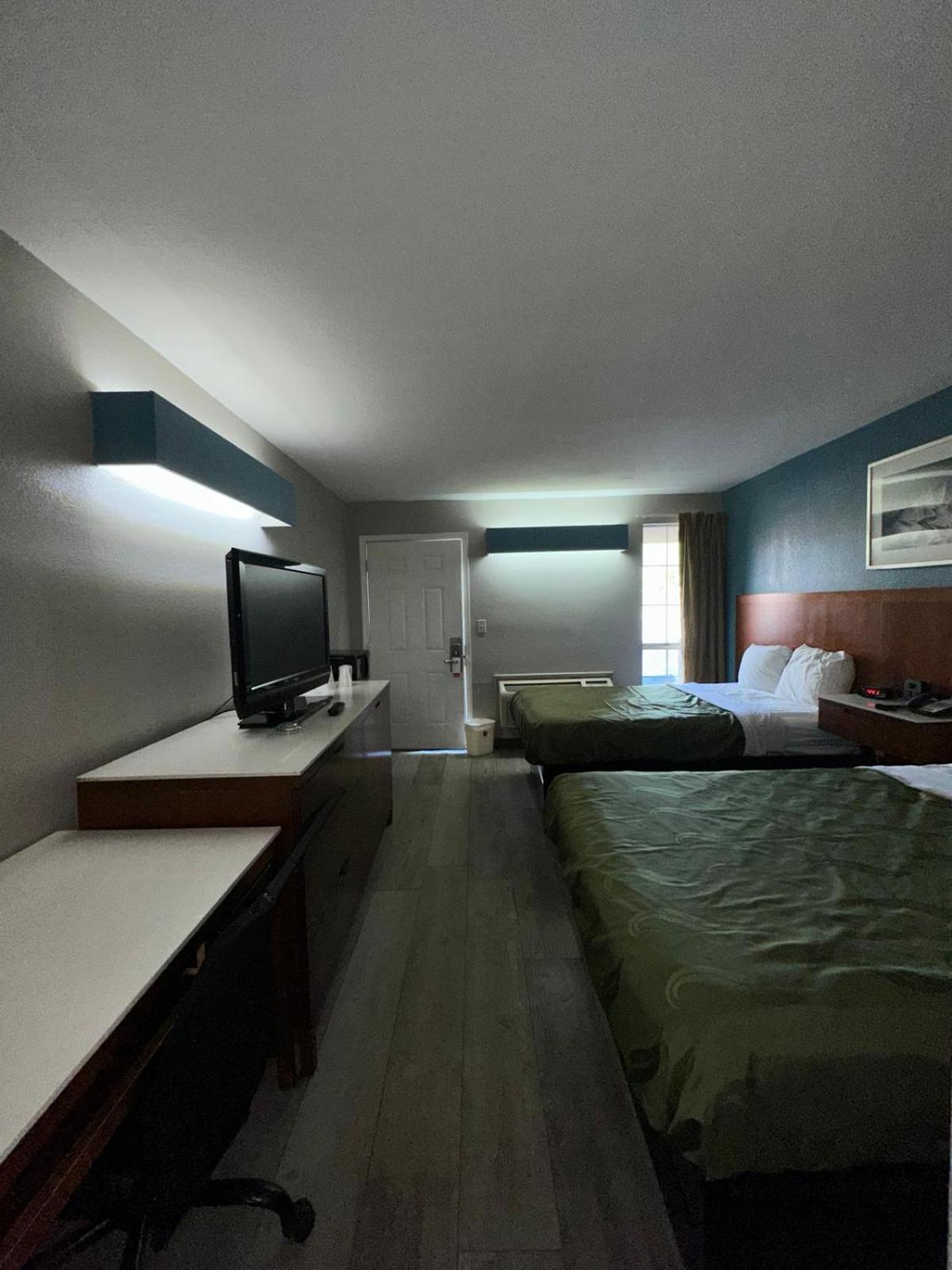 Jameson Motel 2*