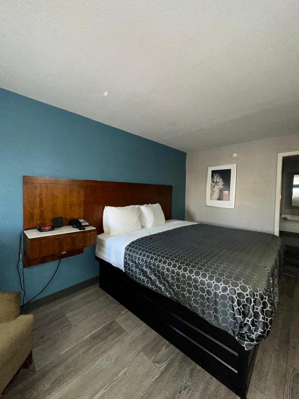 Jameson Motel