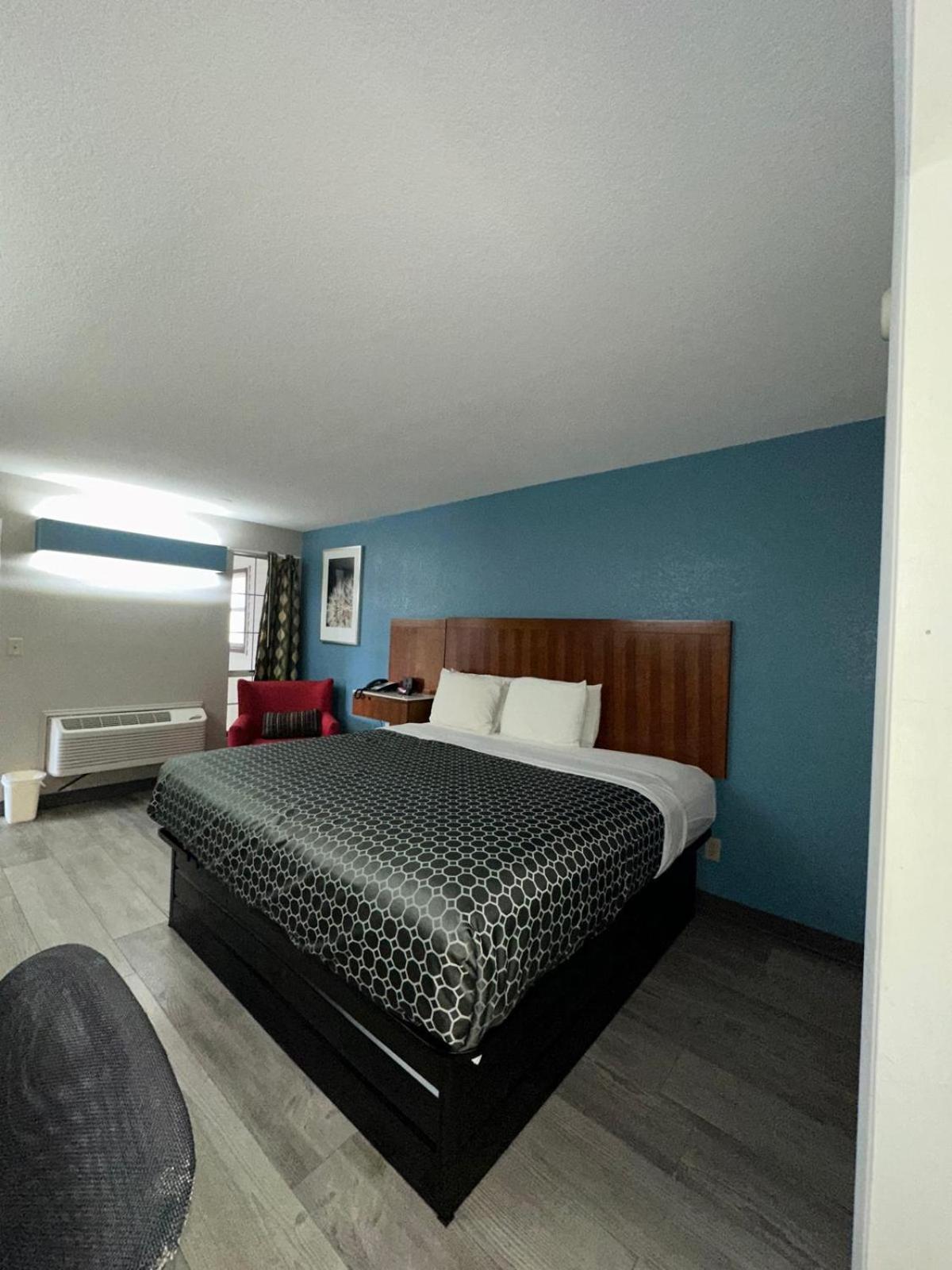 Jameson Motel Winder