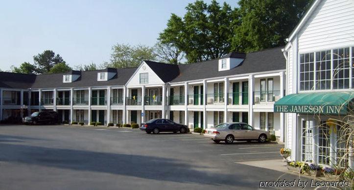 Jameson Motel Winder